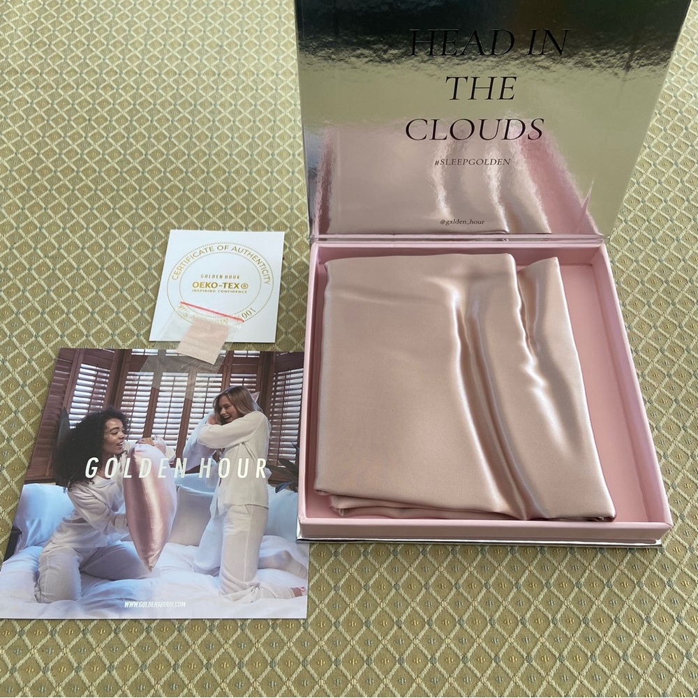 Golden Hour 100% Mulberry Silk Pillowcase 22 Momme Queen  Luxury Soft Pink